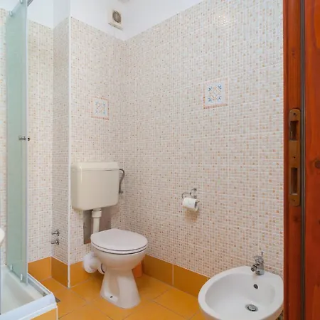 Apartamento Amazing In With Kitchen *